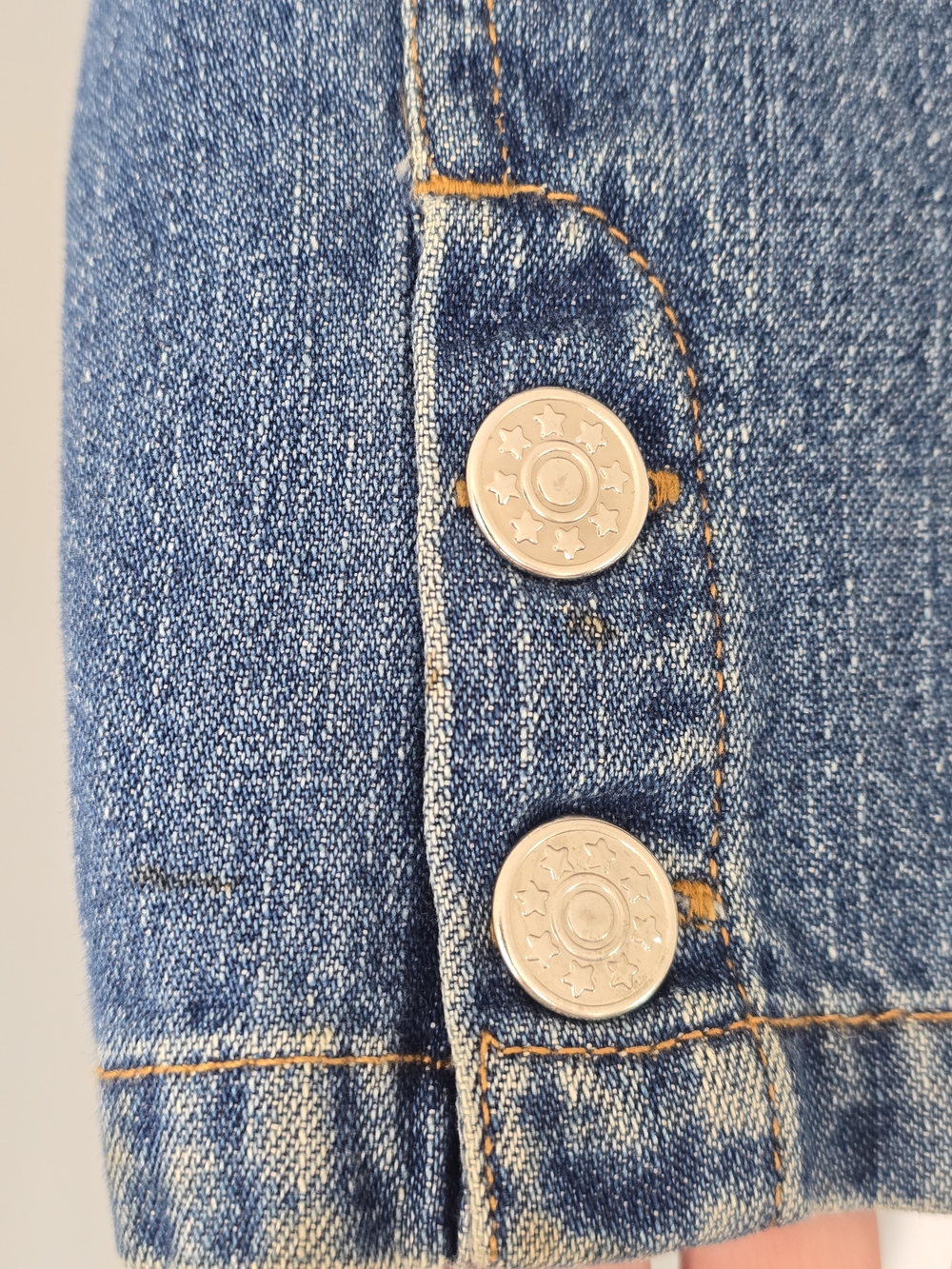 Embroidered Blue Denim Jacket with Fall Leaf Motif - Picture 17 of 17